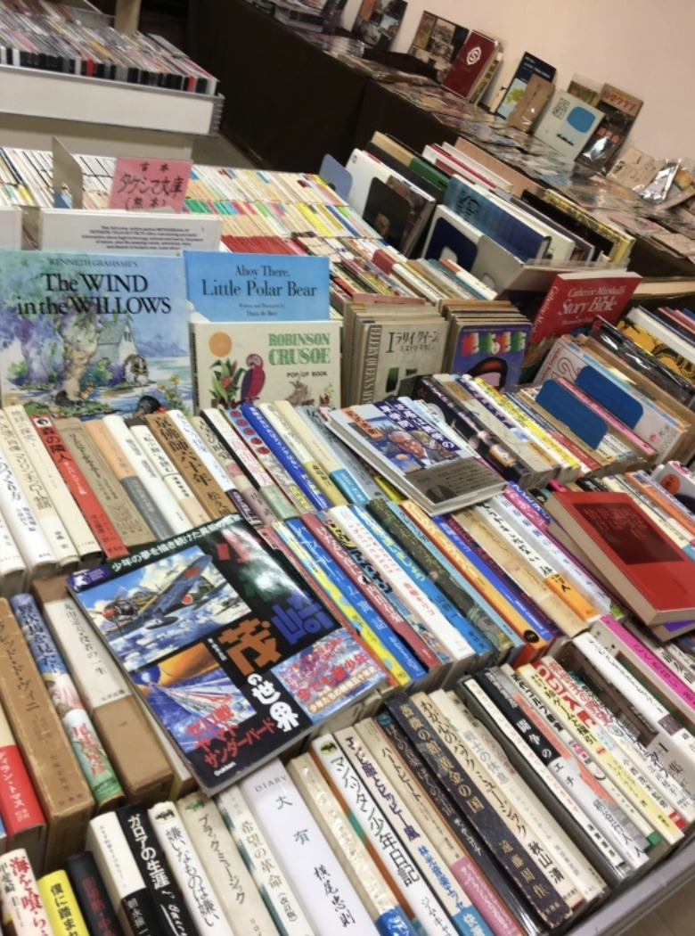 ジュンク堂福岡店地下MARUZENギャラリー『冬の古書市』終了いたしました。新入荷書籍